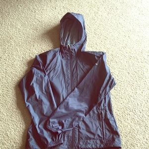 Rain and wind jacket